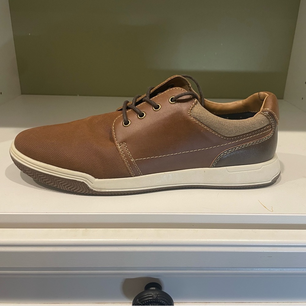 Men’s Size 9.5 Hawker Rye Dress Shoes